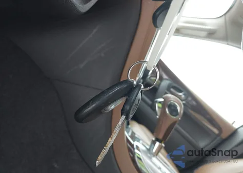 2017 Buick Enclave Leather z USA, uszkodzony, nr VIN 5GAKRBKD8HJ201663